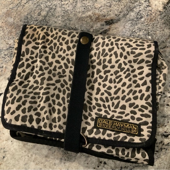 Leopard print compact hang style cosmetic bag with flap closure - Picture 1 of 9